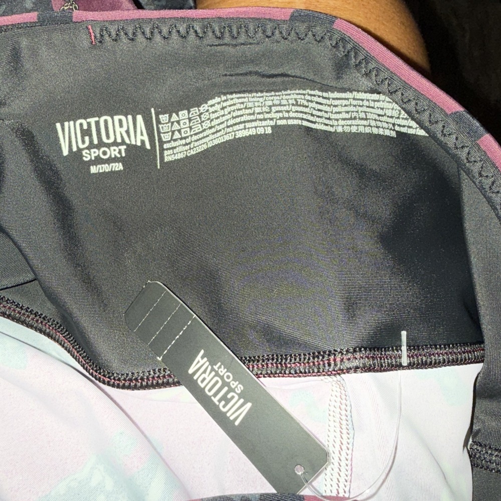 Victoria Sport Panther Print High Rise Leggings Pink Purple Gold Womens M - Picture 11 of 12